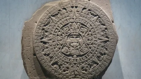 桥冈大树解析大乐透期号：专家预判质合分析及前区十码